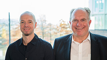Abbildung des SRH-Lehrbeauftragten Dr. Michael Müller und des SPIEGEL-Experten Patrick Beuth. Der Klick führt zum Kurs.